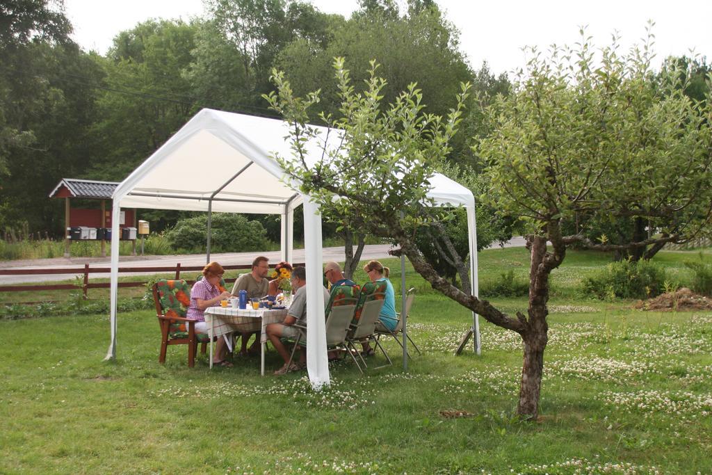 Bed & Breakfast Bjoerkhyddan Rumma Exterior foto